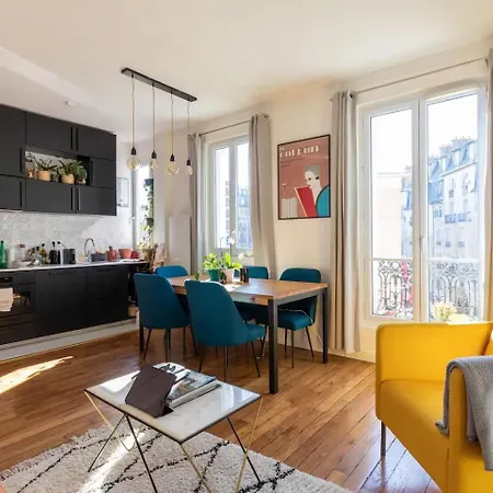 Cosy Escape Between Montmartre & Batignolles *